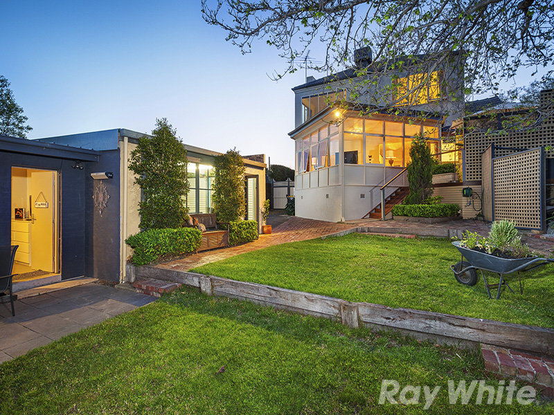 46 Bourke Street, Mentone, Vic 3194 Property Details