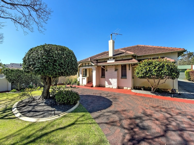 34 GAIRLOCH STREET, Applecross, WA 6153 Property Details