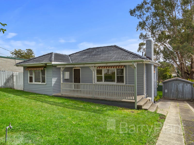 14 Blackwood Park Road, Ferntree Gully, VIC 3156