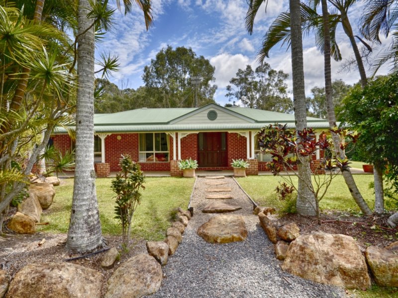 11 Illawarra Drive, Cooroibah, QLD 4565