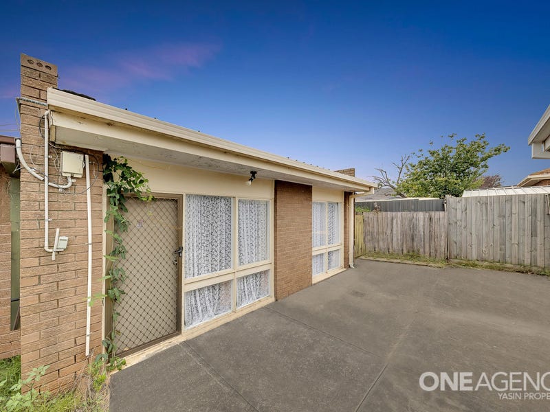 1/410 Plover Street, Melton, VIC 3337
