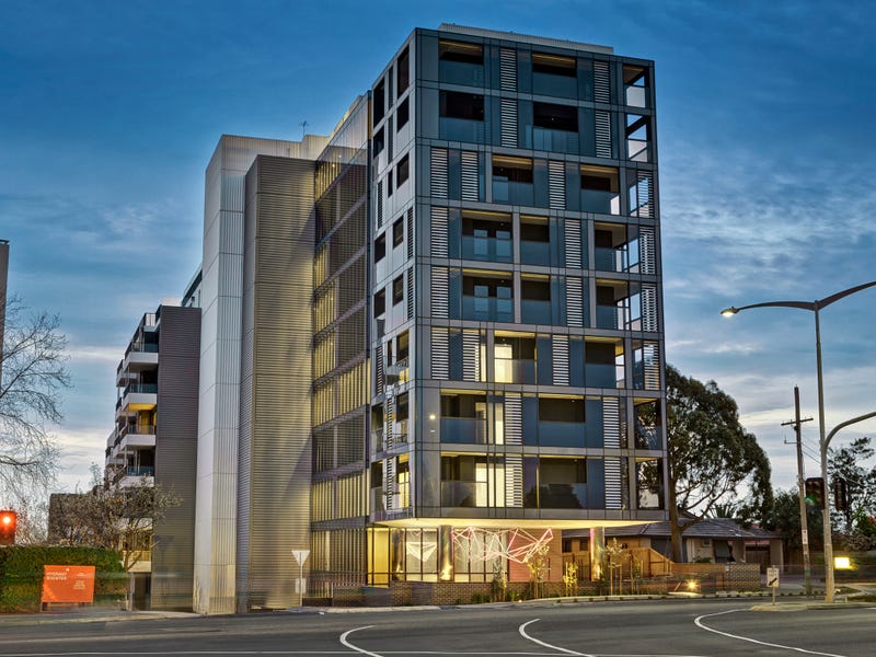 607/5 Sovereign Point Court, Doncaster, VIC 3108