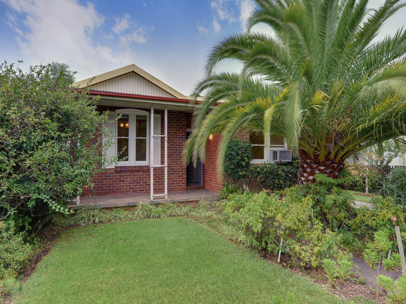 74 Pretoria Parade, Hornsby, NSW 2077