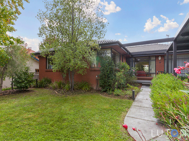 17 Dunlop Street, Hackett, ACT 2602 Property Details