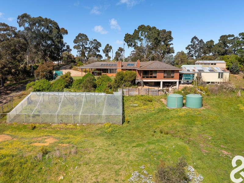 370374 Ironbark Road, Yarrambat, Vic 3091 Property Details