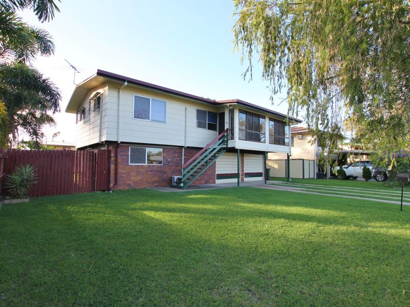 17 Maxwell Street, Norman Gardens, QLD 4701