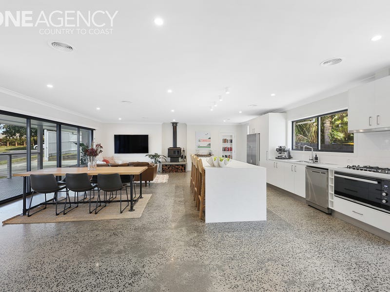 99 Albert Street, Warragul, Vic 3820 House for Sale