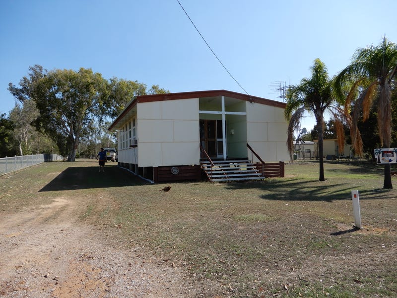 4 Macartney Street, St Lawrence, QLD 4707