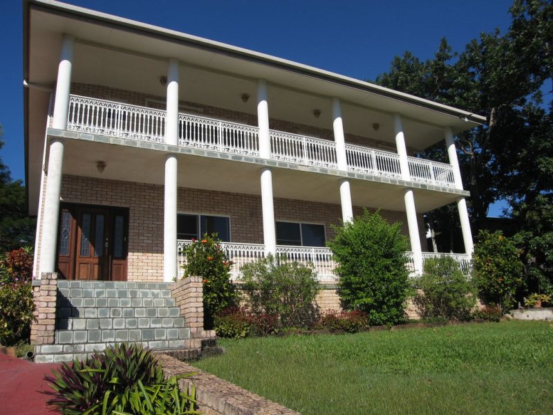 12 Sunset Drive, Sarina Beach, QLD 4737