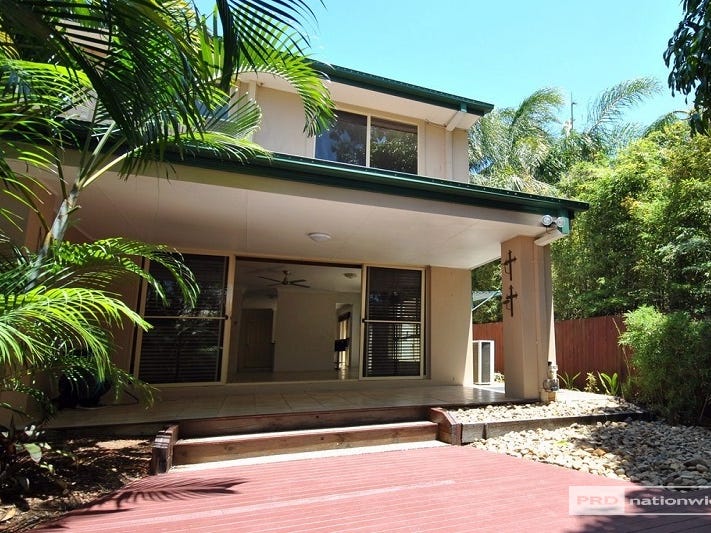 1/25 Charlton Street, Southport, Qld 4215 Property Details