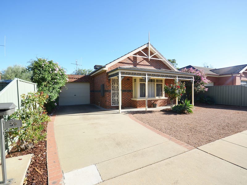 39 Campaspe Esplanade, Echuca, Vic 3564 Property Details