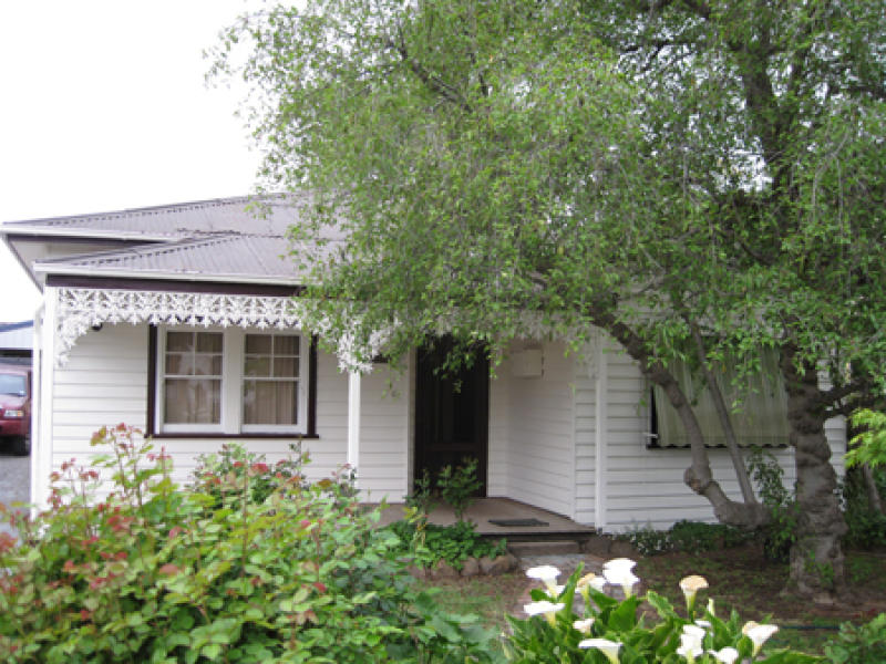 17 Clive Street, Shepparton, Vic 3630 Property Details