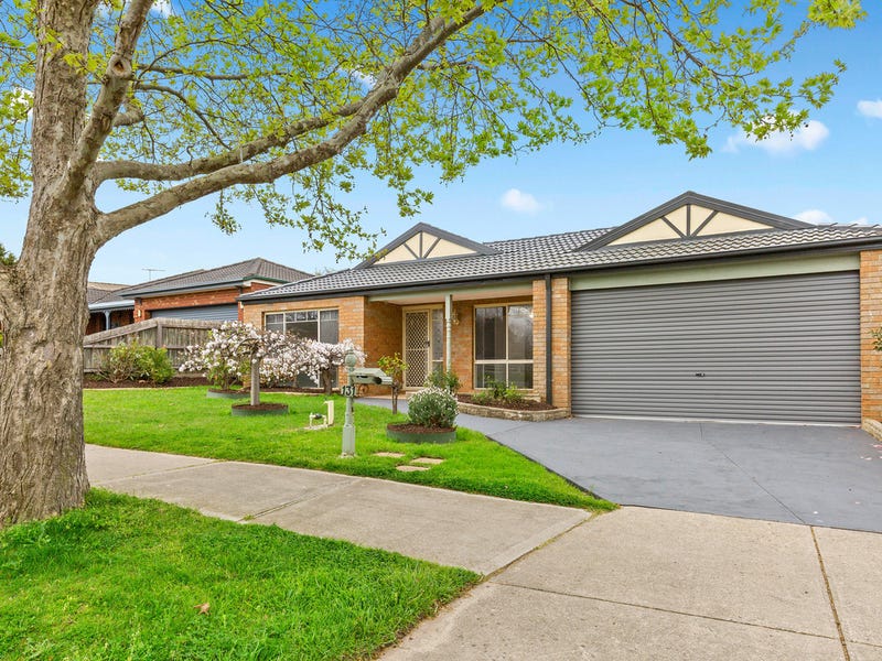 131 Maxwell Street, Mornington, Vic 3931 Property Details