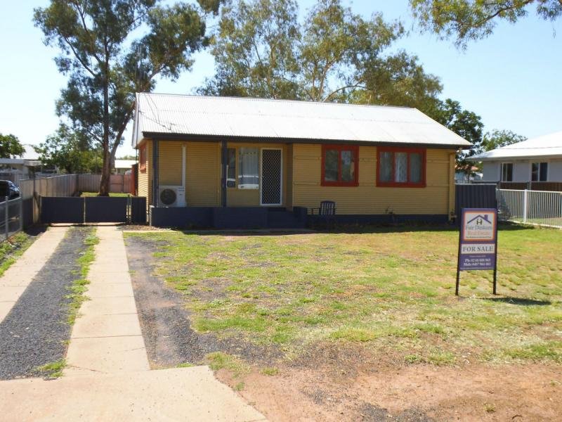 12 Victor Street, Trangie, NSW 2823 Property Details