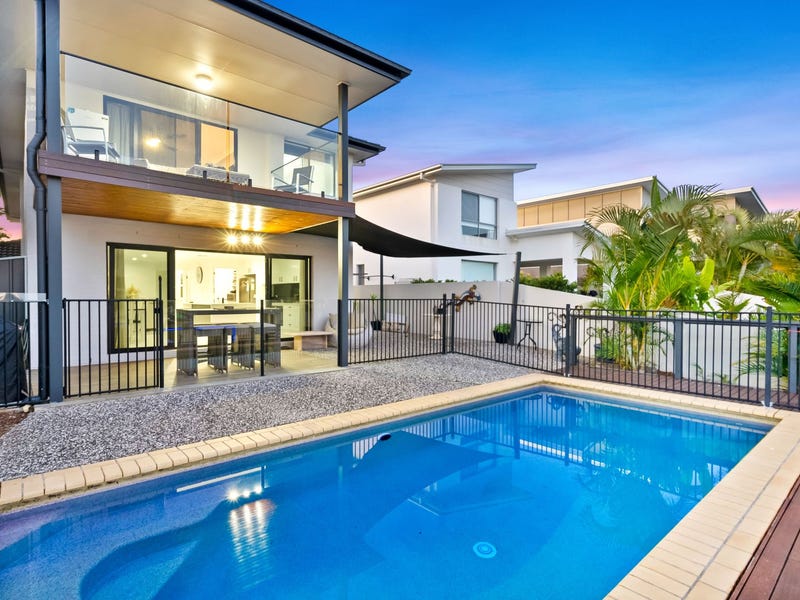 9 Coomera Court, Helensvale, QLD 4212 - realestate.com.au