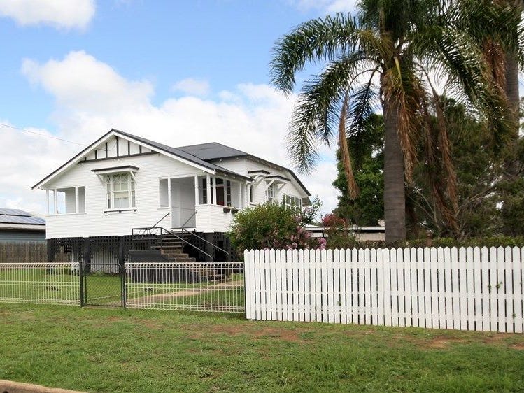 97 Albion Street, Warwick, Qld 4370 Property Details