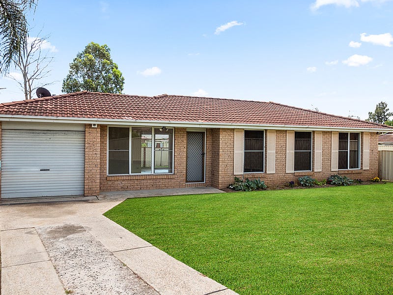 12 Wraysbury Place, Oakhurst, NSW 2761 Property Details