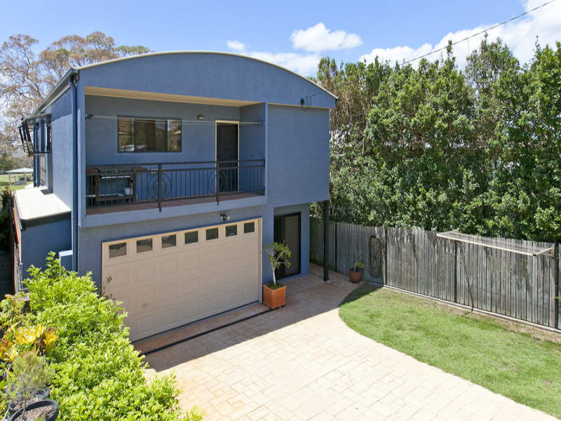 685 Esplanade, Lota, QLD 4179