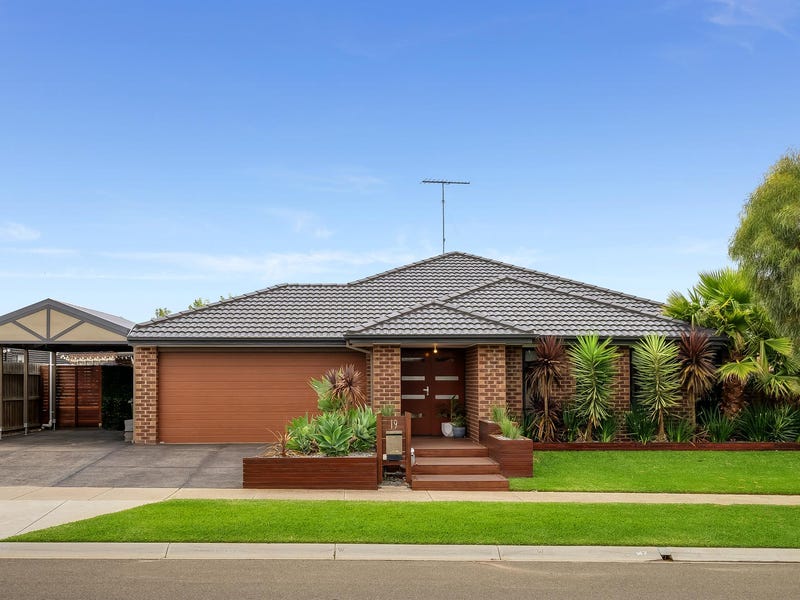 19 Mckenna Street, Bannockburn, Vic 3331 Property Details