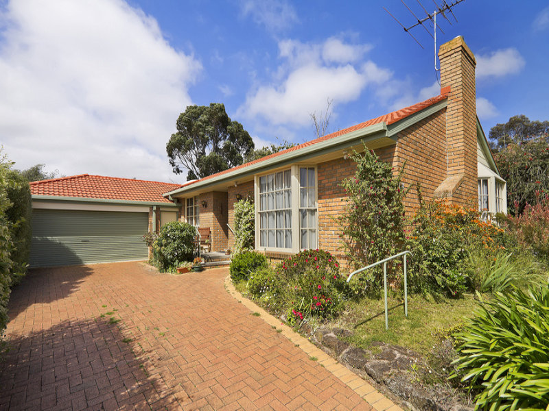 53 Howell Drive, Berwick, Vic 3806 Property Details