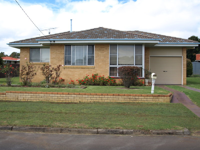 8 Teesdale Avenue, Newtown, QLD 4350