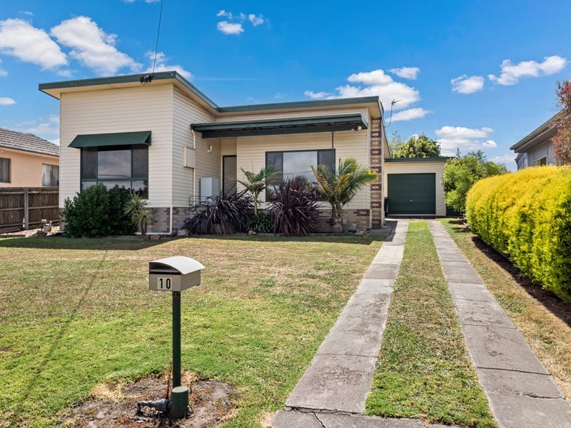 10 Charles Street, Traralgon, Vic 3844 House for Sale