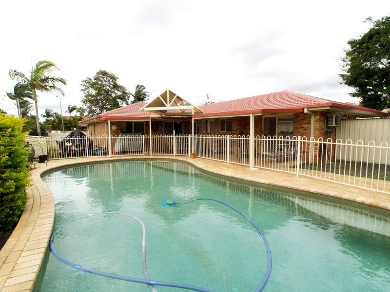 66 Hollywood Street, Runcorn, Qld 4113 Property Details