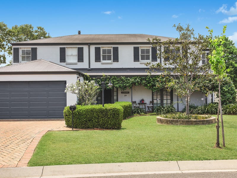 19 Denbigh Place, Harrington Park, NSW 2567 House for Sale