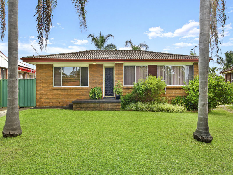 9 Comberford Close, Prairiewood, NSW 2176 Property Details