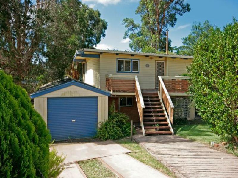 15 Seaview Street, Mollymook, NSW 2539 Property Details