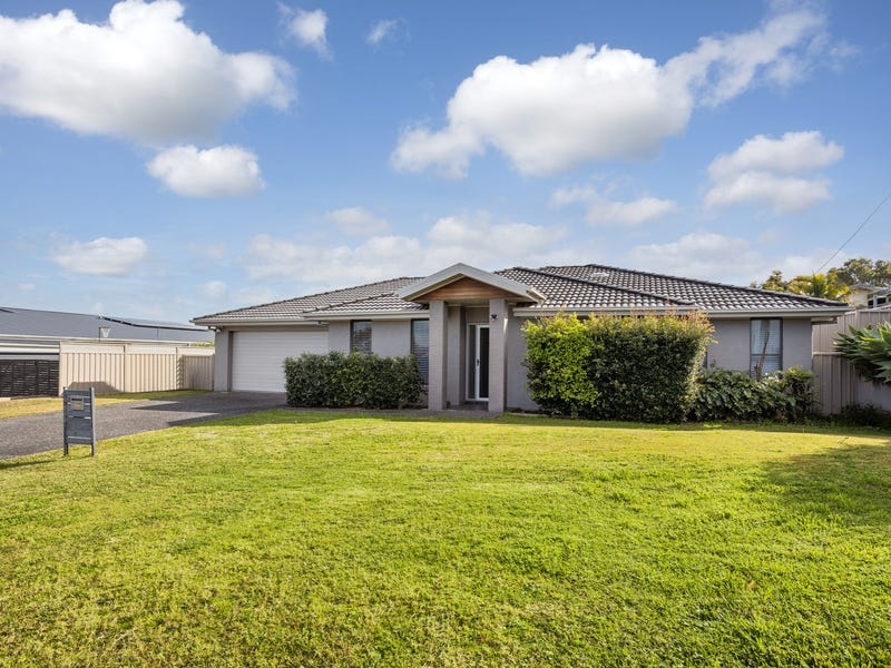 17 Edinburgh Drive, Taree, NSW 2430