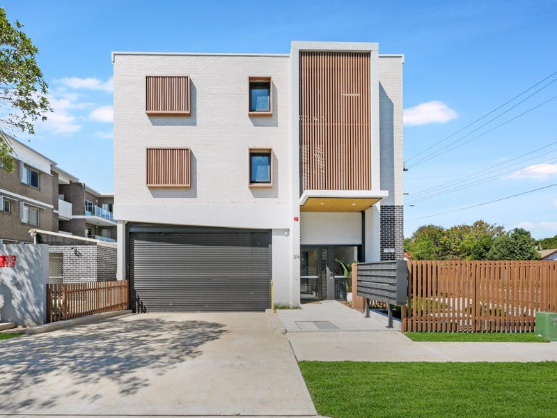 216 William Street, Granville, NSW 2142 Studio for Rent realestate