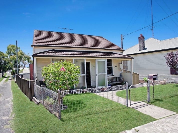 42 King Street, Stockton, NSW 2295 Property Details