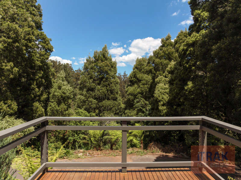 27 Perrins Creek Road, Olinda, VIC
