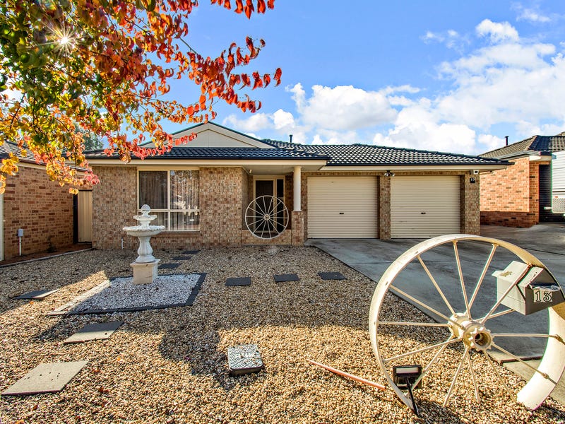13 Fitton Close, Dunlop, ACT 2615 Property Details