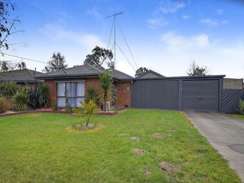 6 Strathcole Drive, Traralgon, Vic 3844 - Property Details