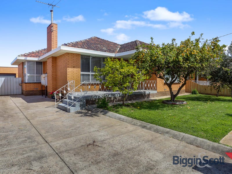17 Westwood Way, Albion, VIC 3020