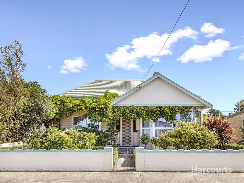 11 Crescent Street Penguin Tas 7316 Property Details