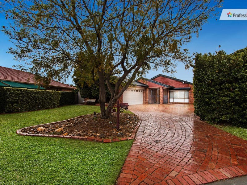 3 Carew Court, Brookfield, Vic 3338 Property Details