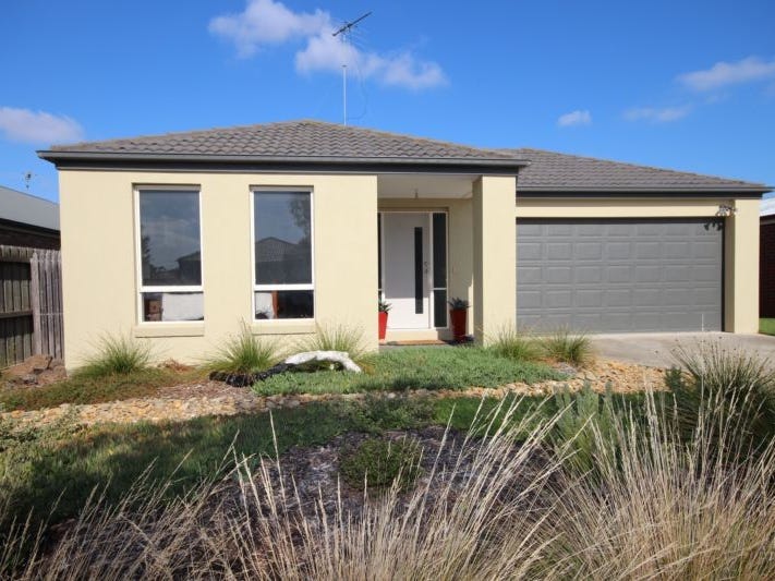 11 Wicklow Place, Grovedale, VIC 3216