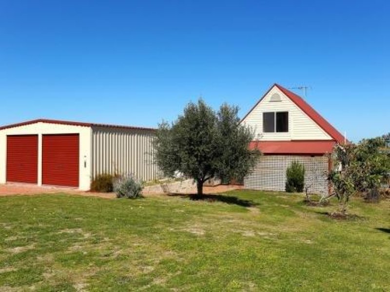 74 Whitfield Drive, Two Rocks, WA 6037