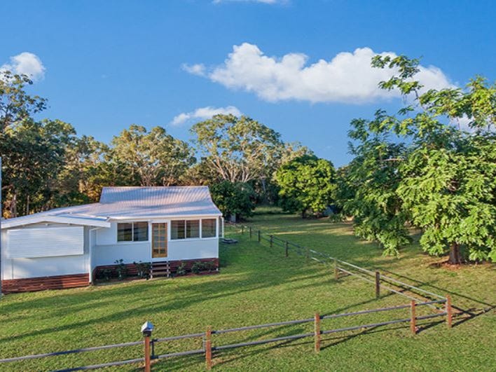 2729 Rollingstone Street, Rollingstone, Qld 4816 Property Details