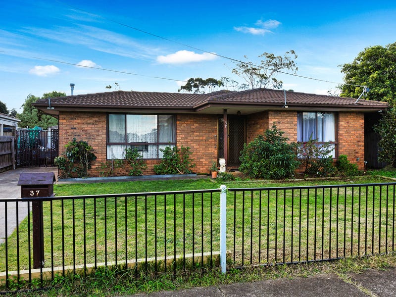 Houses for Sale in Melton, VIC 3337