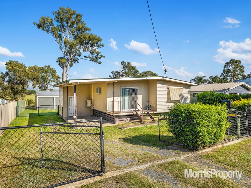 4 Cedar Drive, Beaudesert, Qld 4285 Property Details