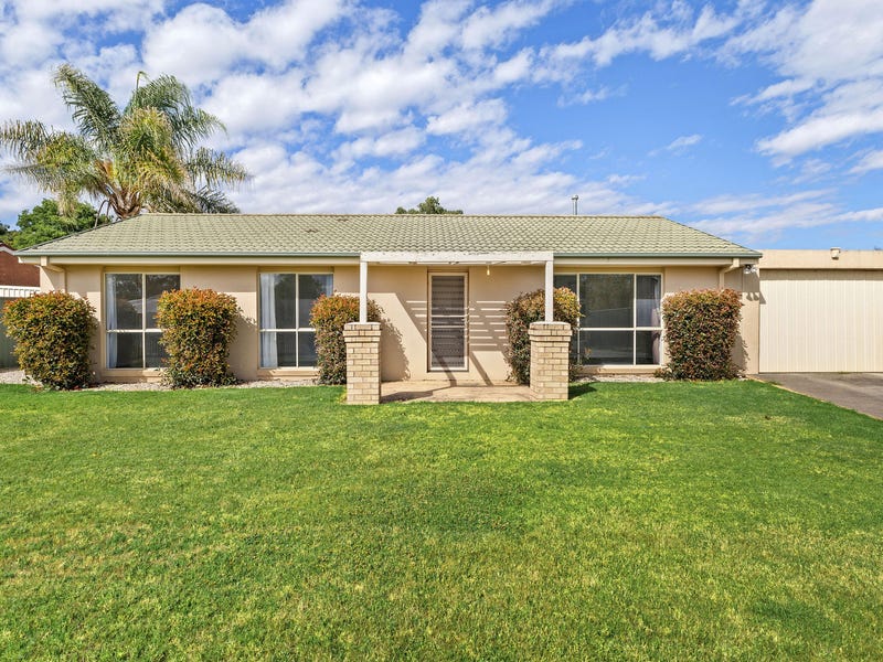 104 Huon Street, Jindera, NSW 2642 House for Rent
