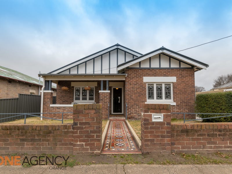 28 Ogilvy Street, Blayney, NSW 2799 Property Details