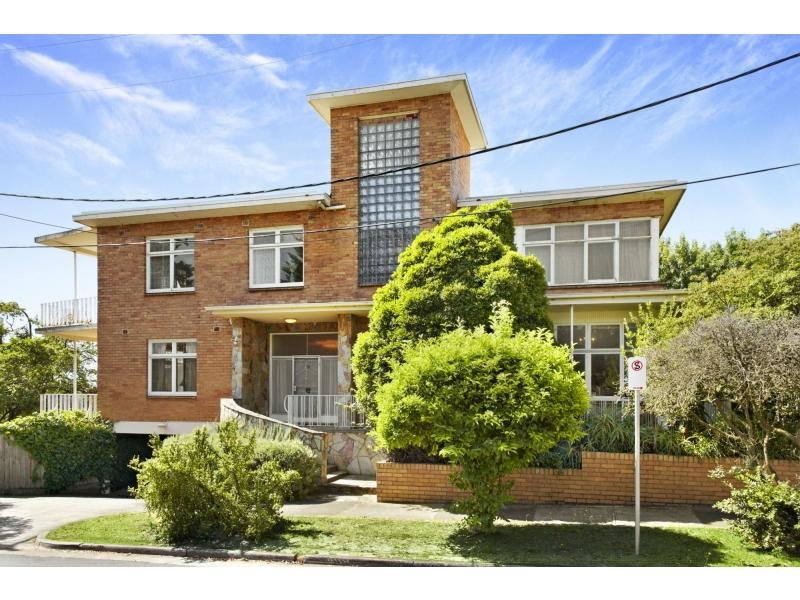 19 St Ninians Road, Brighton, Vic 3186 Property Details