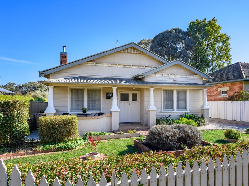 16 Prince Street, Myrtleford, Vic 3737 Property Details