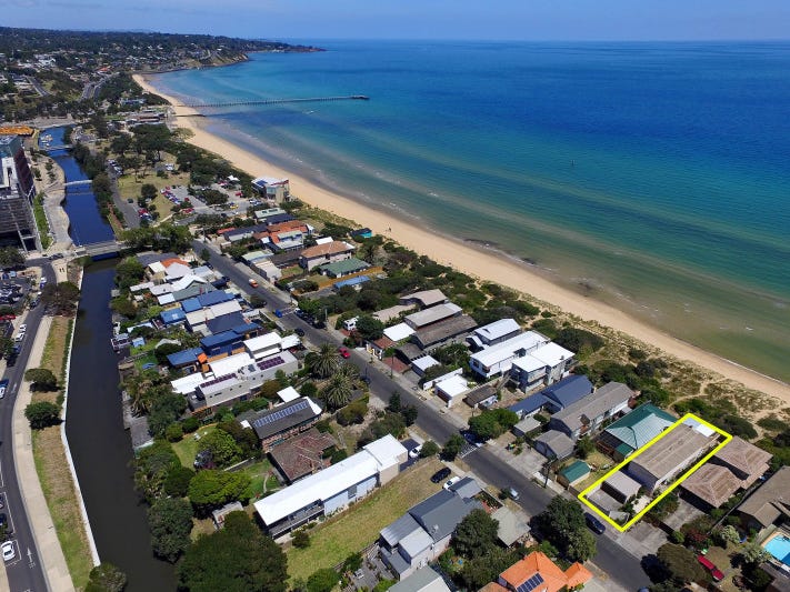 132 Gould Street, Frankston, Vic 3199 Property Details