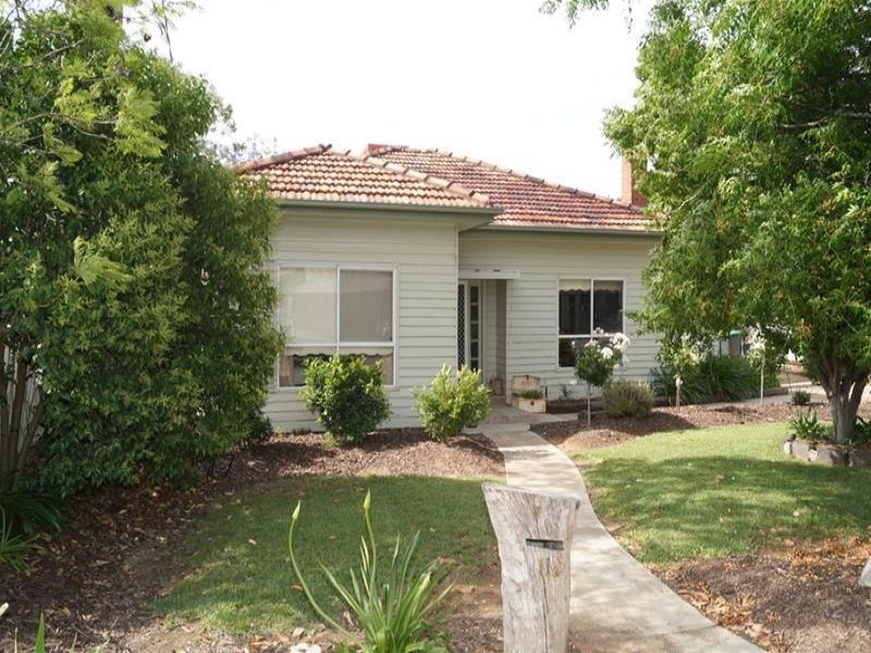 112 Saxton Street, Numurkah, Vic 3636 Property Details